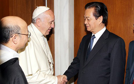 Thủ tướng Nguyễn Tấn Dũng hội kiến Giáo hoàng Francis.